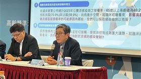 對於流感在夏季仍流行，李秉穎表示未來是否會成長期趨勢還要觀察。（圖／記者簡浩正攝影）