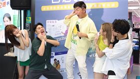 吳宗憲帶鹿希派出席屈臣氏活動。（圖／鄭孟晃攝影）