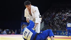 「柔道男神」楊勇緯巴黎奧運首戰逆轉勝出。（圖／中華奧會提供）