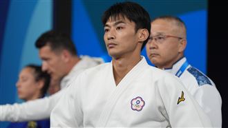楊勇緯哈薩克大滿貫賽奪銅　頒獎激動振臂