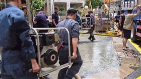 三民區大樓抽水到B2　住戶心痛愛車泥濘泡水