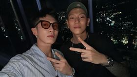 柯震東與瘦子在信義區同框合照。（圖／翻攝柯震東Threads）