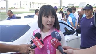 ▲國民黨主席朱立倫陪同立委謝衣鳳委員彰化勘災