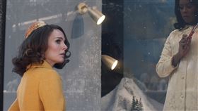 影后娜塔莉·波曼首度挑戰小螢幕處女作。（圖／Apple TV+ 提供）