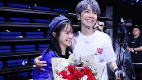 鼓鼓在三月份向大元求婚成功。（圖／翻攝自大元IG）