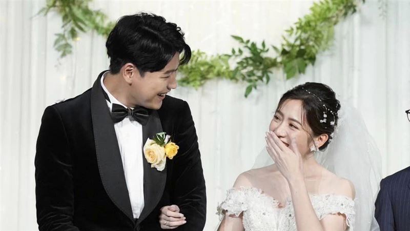學姐黃瀞瑩今晚嫁人了！披上婚紗美翻