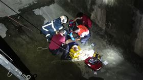 護欄,排水圳,老翁,單車,台北市,內湖區