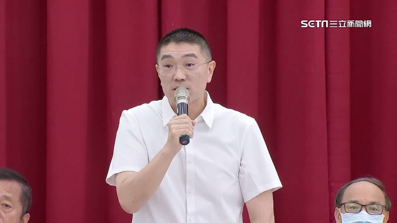 拆樑志工淚訴遭肉搜　謝國樑稱「不贊同」