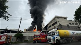 高雄大發工業區大有三街今（29）日上午7時許傳出工廠火警