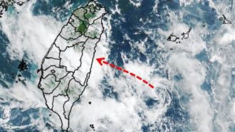 專家：裸奔小低壓97W正在門口，防大雷雨