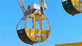 全台唯一！COACH 聯名款摩天輪 黃色車廂、造景秒殺快門！