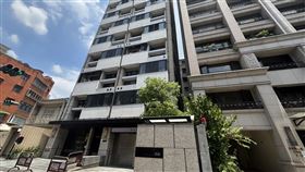 永和「朗廂」社區5月成交兩房，單價站上9字頭，創下區域新高。（圖／台灣房屋永和店提供）