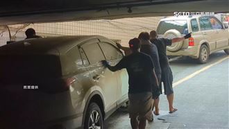 大樓地下室水全抽乾　汽車泡4天重見天日