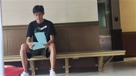 唐治平,認屍,板殯,遲到,記者莊淇鈞攝影