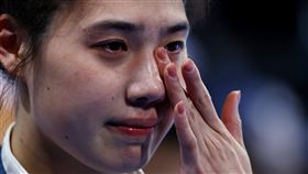 ▲中國「亞洲蝶后」張雨霏拿下銅牌，賽後難過落淚。（圖／路透社／達志影像）