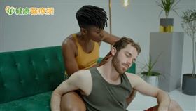 臺灣皮膚科醫學會鼓勵民眾，可以自行在家檢查是否有罹患黑色素瘤的可能。