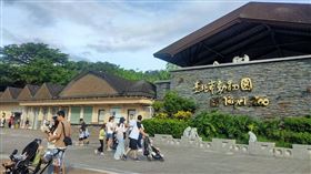 台北市立動物園作為家庭旅遊或是情侶約會的熱門選擇，也是許多人兒時必去的景點之一，但有家長反映停車費太貴。（圖／翻攝自游淑慧臉書）