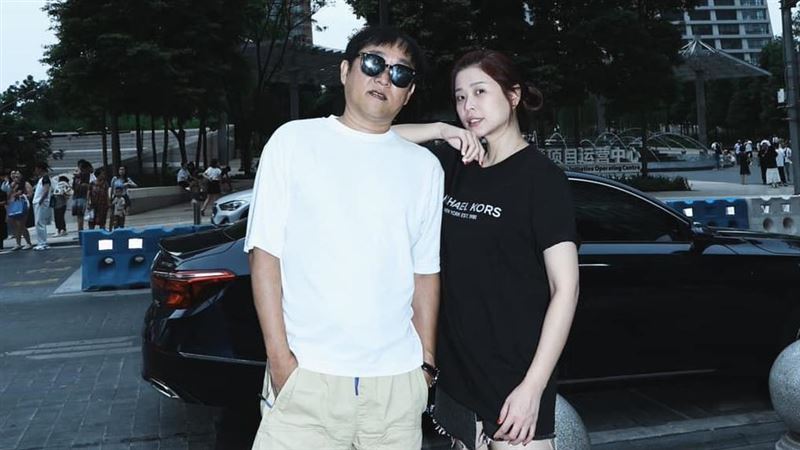 李燕、陳茂榮常放閃。（圖／翻攝自陳茂榮臉書）