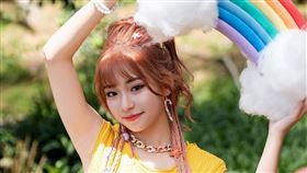 14歲新人欣菲SINBY（圖／品緁娛樂提供）