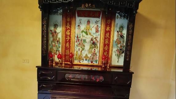 她公告二手好物送有緣人！網驚：不能亂送