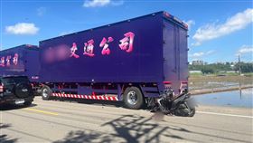 桃園,八德,連結貨櫃車,機車,爆頭