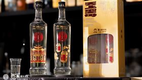 為北港媽供奉好酒！北港朝天宮蔡董與金門酒廠首次合作推聯名紀念酒（業配勿用）