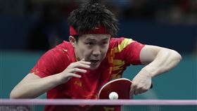 王楚欽表示，換球拍不是輸球的理由。（圖／美聯社／達志影像）