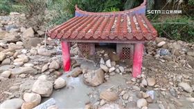 古坑鄉土石流　將爺廟遭埋「僅剩屋頂露出」