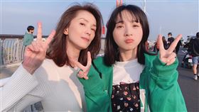 葉全真在臉書曬出與李沐在拍攝期間唯一一張合照。（圖／抓馬文化提供）