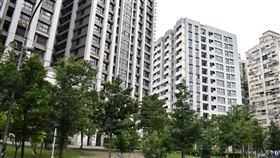 新店民安青年社會住宅（2）新店民安青年社會住宅（中）附近就有安光公園與YouBike站點，也靠近安坑輕軌K6站與安坑交流道，交通便利，環境宜人。中央社記者高華謙攝  113年7月31日