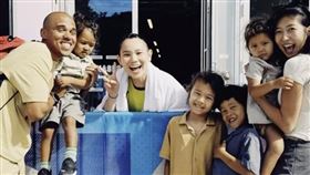 戴資穎和76萬網紅夫妻「Rice＆Shine」一家。（圖／翻攝自Rice＆Shine IG）