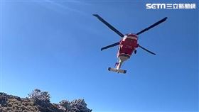 空勤總隊今(1)日將派直昇機把遺體吊掛下山。（圖／翻攝畫面）
