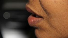 「3不」7旬婦罹口腔癌 導因竟是假牙不合嘴（圖／ＰＩＸＡＢＡＹ）