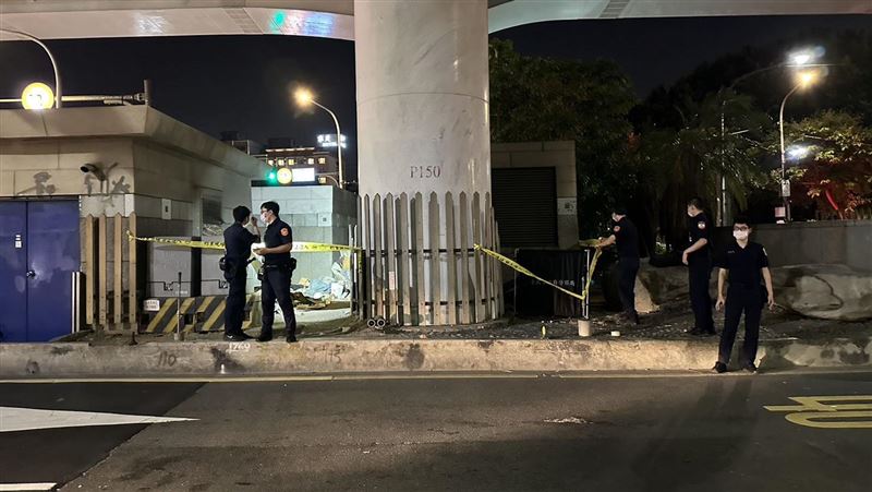 北市市民高架下驚現1男屍　警封鎖現場