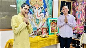 印度神童阿南德、田定豐（圖／翻攝自田定豐臉書）