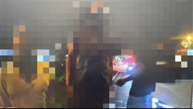 瓊斯盃國際籃球邀請賽上月21日落幕，美國代表隊球員湯瑪斯迪米崔（Thomas Demetrius）在台灣酒駕。（圖／翻攝畫面）