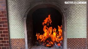 燒金紙，靈骨塔，清明節，掃墓，普渡，金紙