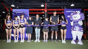 LIONEERS LAB健身「聚」樂部正式開幕 打造攻城獅運動生活圈。(圖／新竹攻城師提供)
