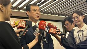 有醫師認為全身型膿疱性乾癬給付條件太過嚴苛，石崇良回應可在給付半年後評估是否調整放寬。（圖／記者簡浩正攝影）