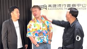 余天後台受訪，打男記者一巴掌。（圖／記者鄭尹翔攝影）