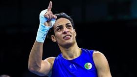 阿爾及利亞女拳手克莉芙中性打扮帥氣逼人，同樣身陷性別爭議。（圖／翻攝IG@imane_khelif_10）