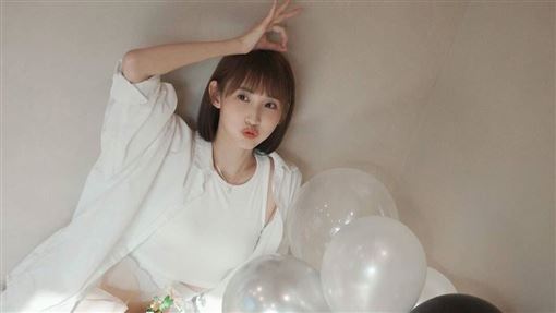 王子不倫粿粿停工　阿緯&quot;沒切割&quot;突曬合照