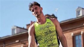 撐竿跳選手阿米拉蒂因「太大包」而成話題人物（圖／翻攝Anthony Ammirati IG）