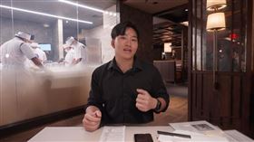 Joeman開箱全球最大鼎泰豐。（圖／翻攝自Joeman YouTube）