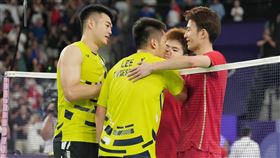 王昶（右1）面對落後及挑戰失敗都全程保持著笑容，真實原因是哭也不行，只能笑了唄。（圖／中華奧會提供）