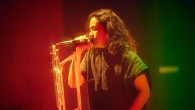 COCKTAIL。（圖／華貴娛樂提供）