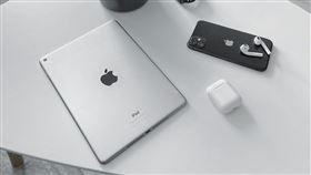 麟洋配金牌加持！傑昇通信狂撒優惠　iPhone、iPad、AirPods全面84折。（圖／品牌業者提供）