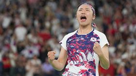 韓國球后安洗瑩奪下巴黎奧運女單金牌。（圖／美聯社／達志影像）