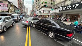 高雄市,新興區,復興一路,賓士,失控,