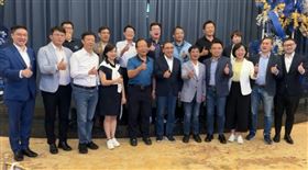 侯友宜宴請10名立委大合照。（圖／新北市府提供）